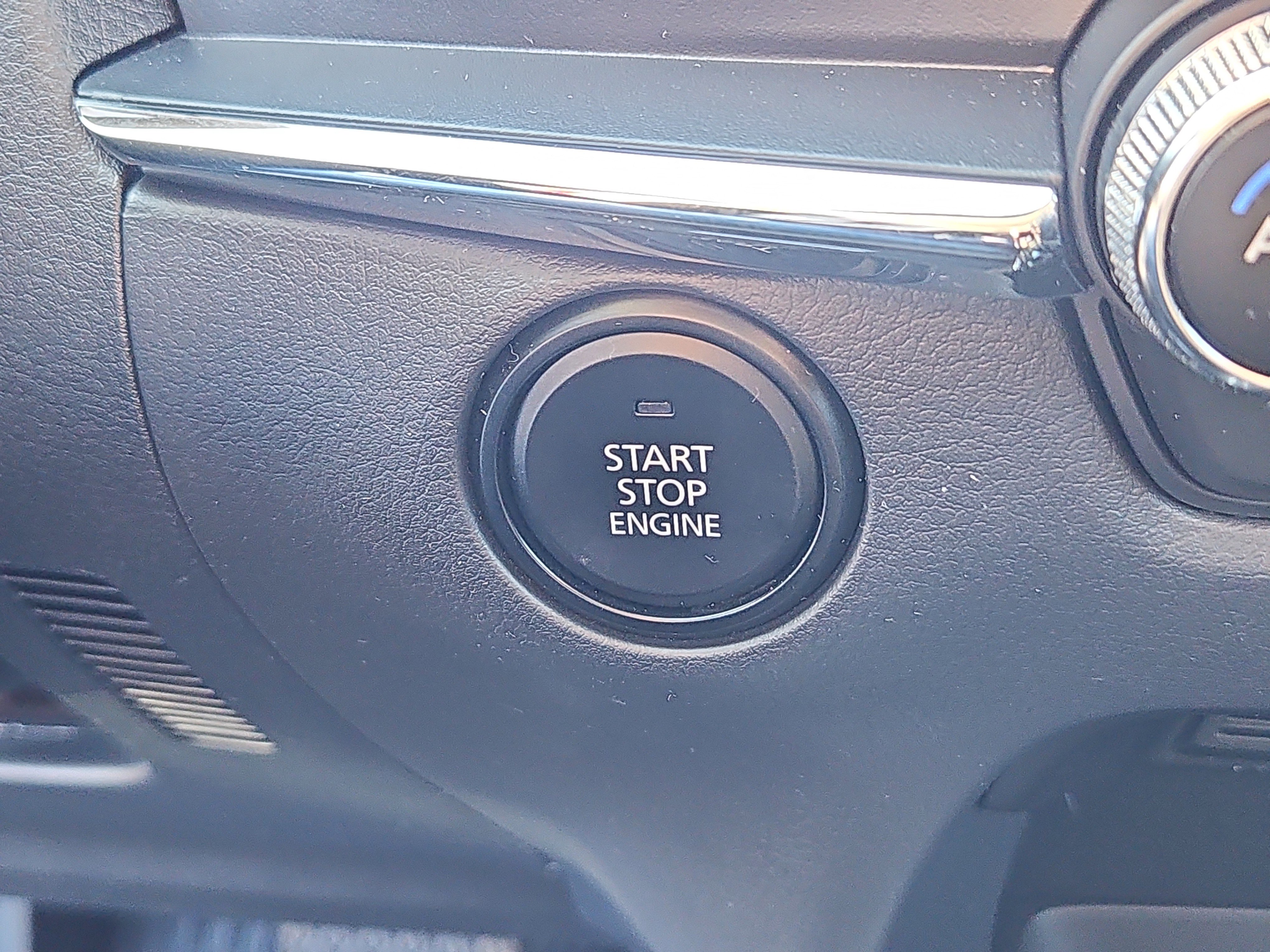 Certified 2025 MAZDA CX-30 AWD 2.5 S w/ Premium Package image 17