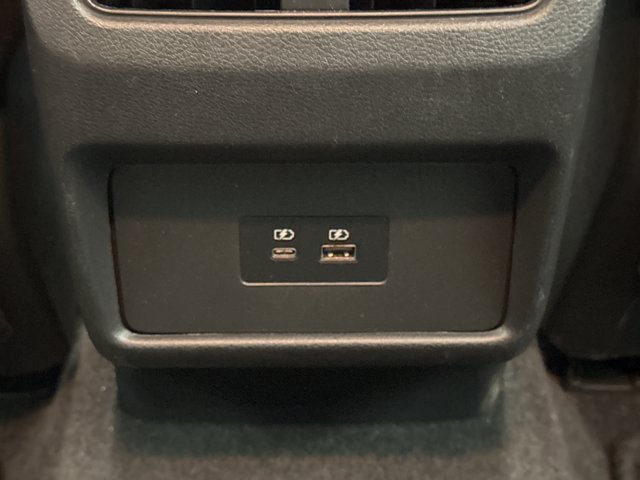 Used 2022 Nissan Rogue SV AWD/4WD image 18