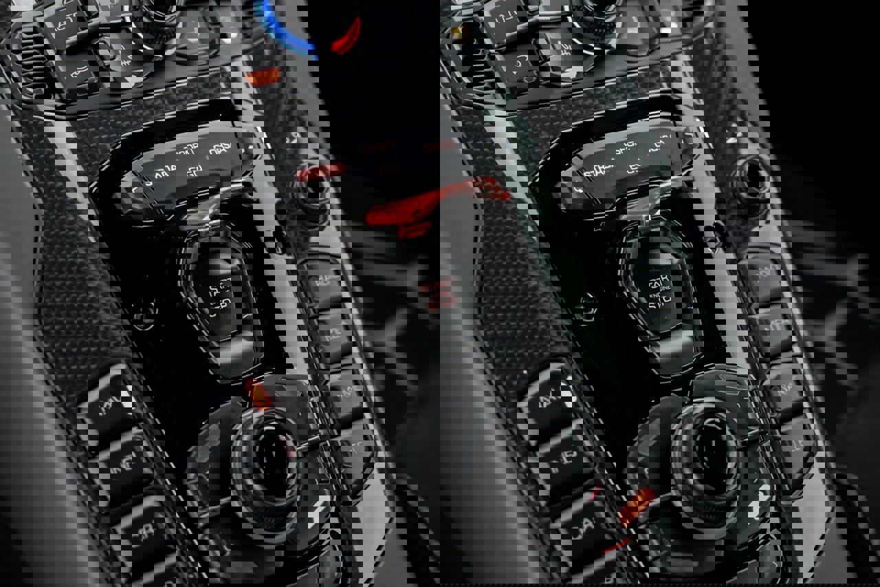 Used 2019 Lamborghini Aventador SVJ image 45