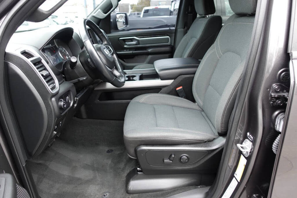 Used 2022 RAM 1500 Big Horn AWD/4WD image 18
