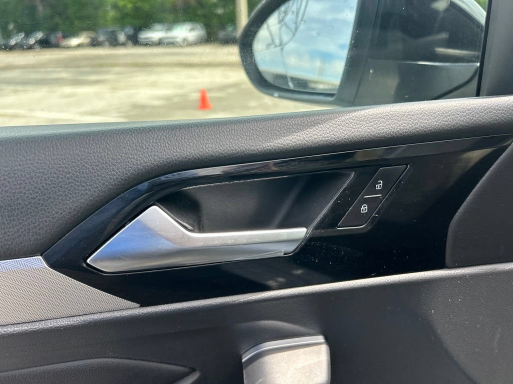 Used 2019 Volkswagen Jetta R-Line FWD image 34