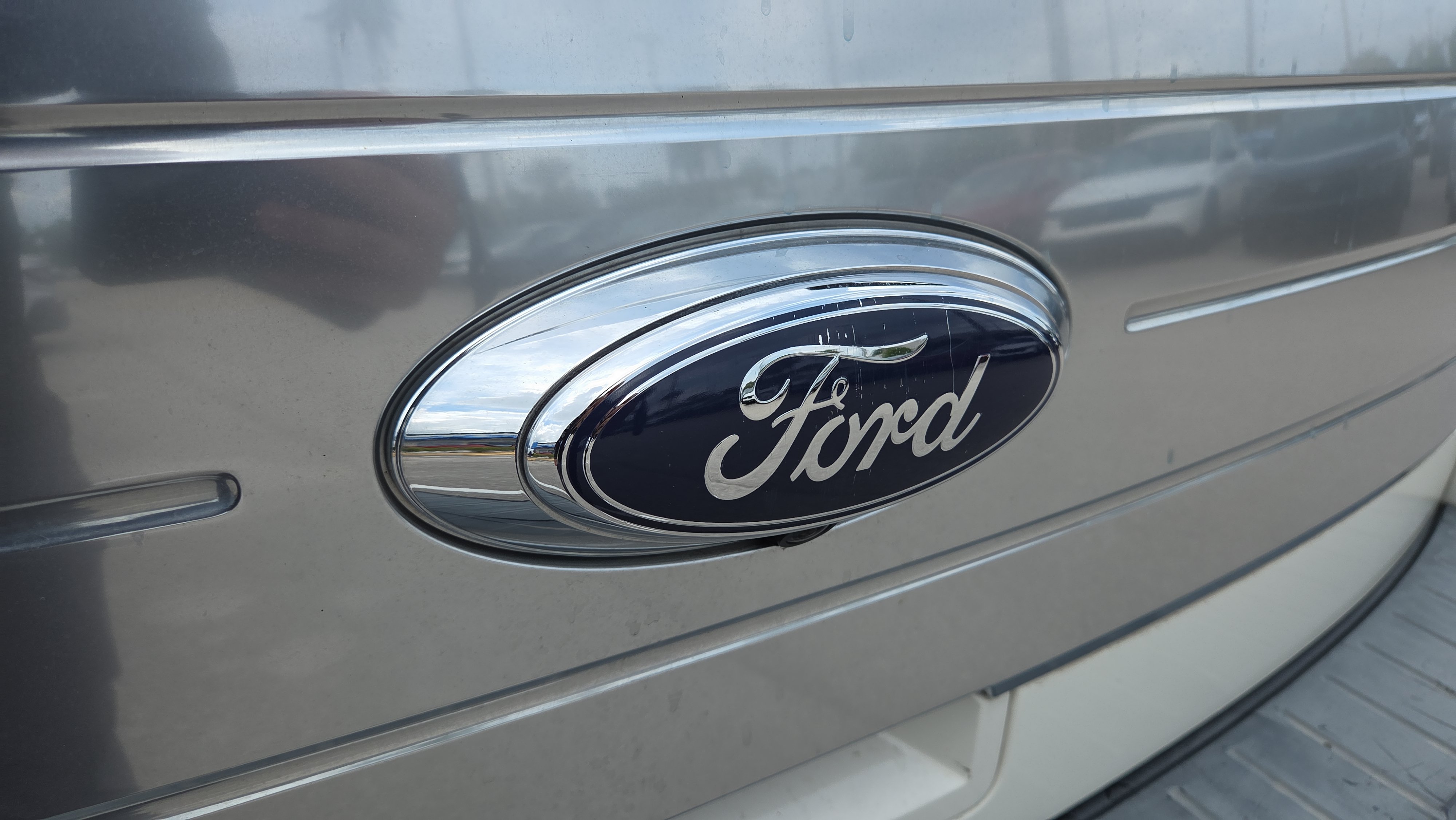 Used 2010 Ford Flex Limited FWD image 35