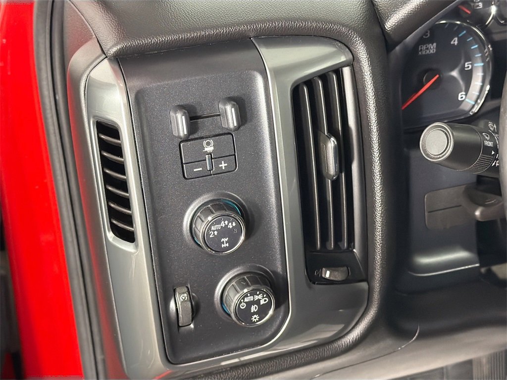 Used 2017 Chevrolet Silverado 1500 LT image 10