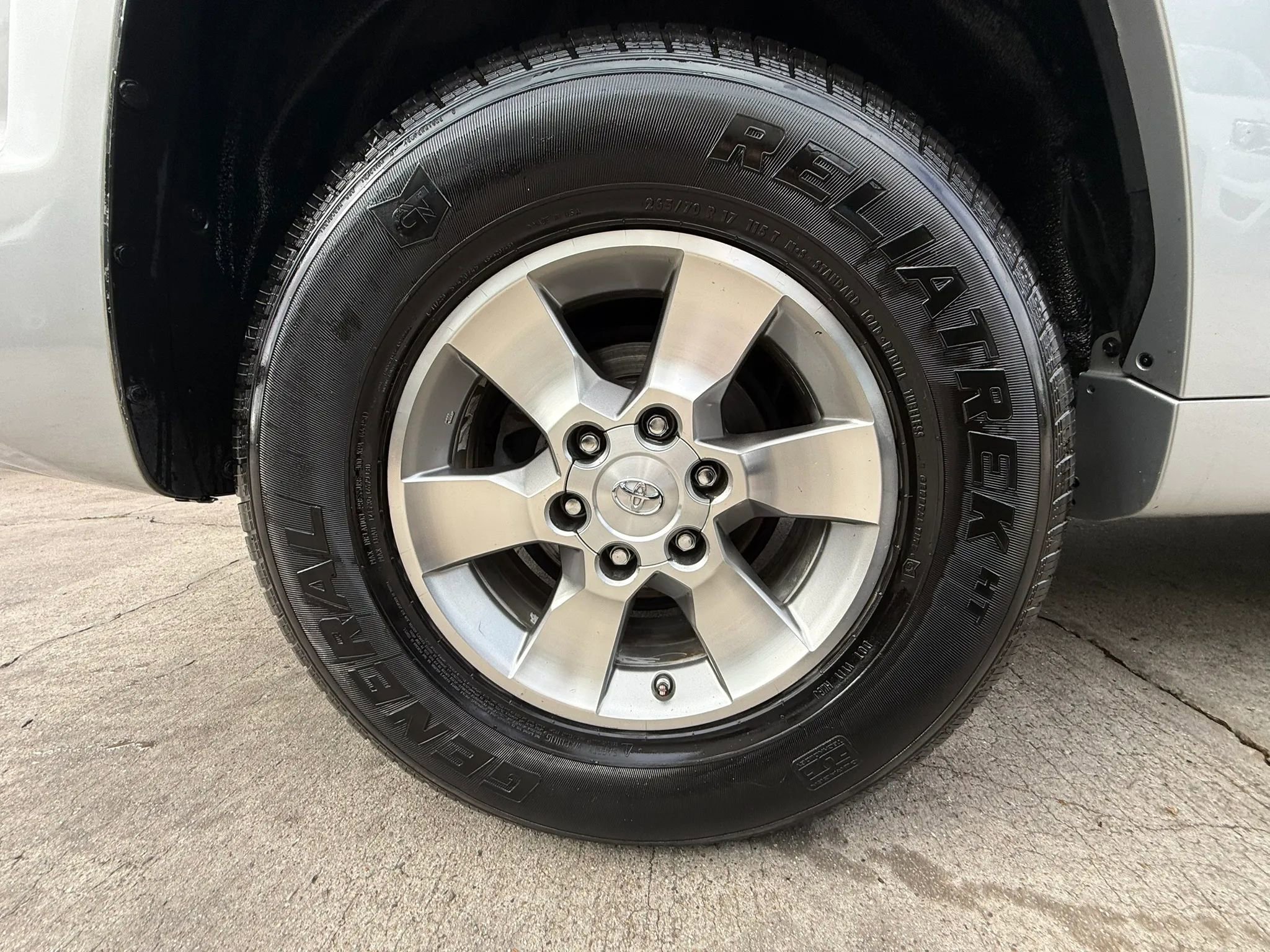 Used 2013 Toyota 4Runner SR5 w/ Convenience Pkg RWD image 25