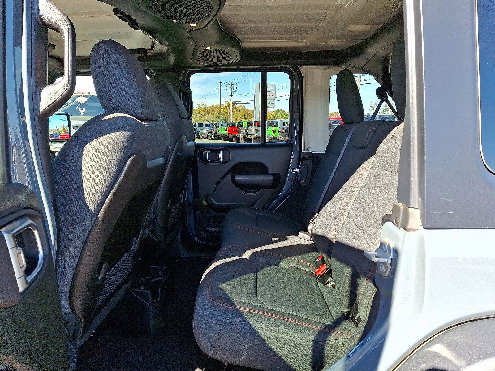 Certified 2024 Jeep Wrangler Unlimited Rubicon image 10