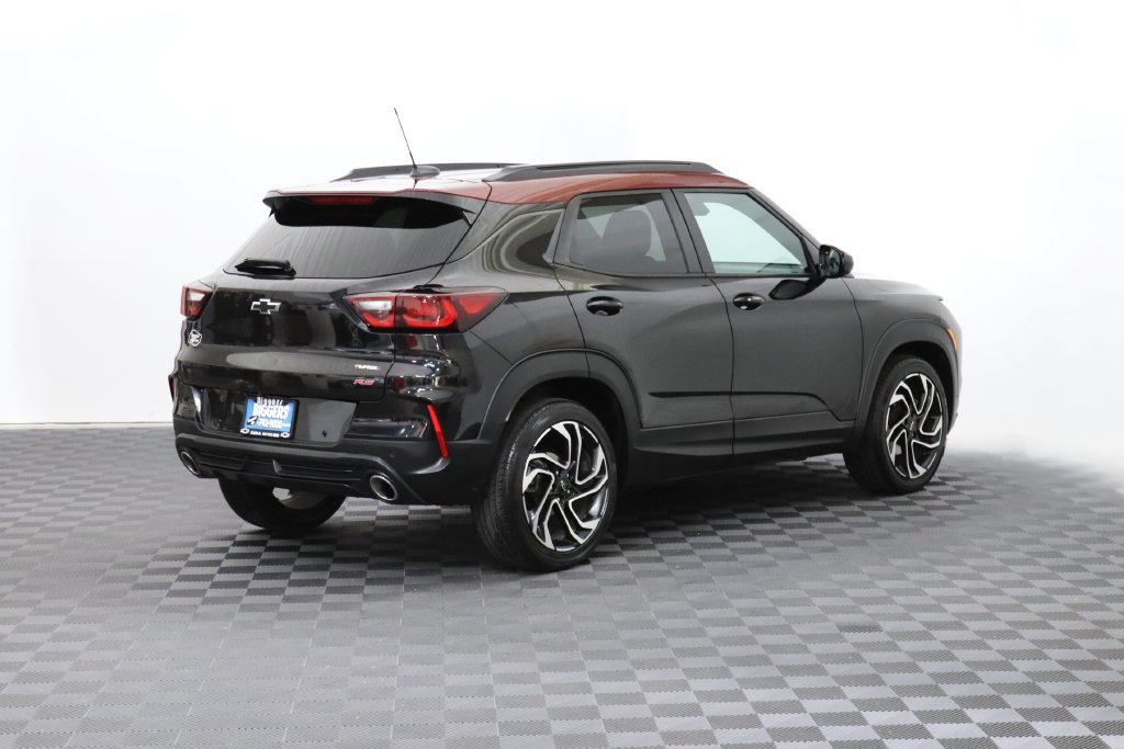 Used 2024 Chevrolet TrailBlazer RS w/ Convenience Package FWD image 8