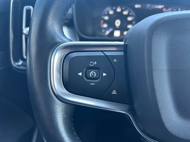 Used 2019 Volvo XC40 T5 Momentum AWD/4WD image 20