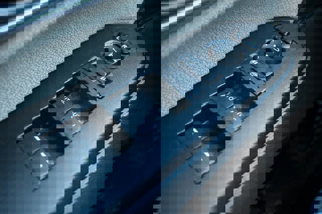 Used 2019 Honda CR-V EX image 41