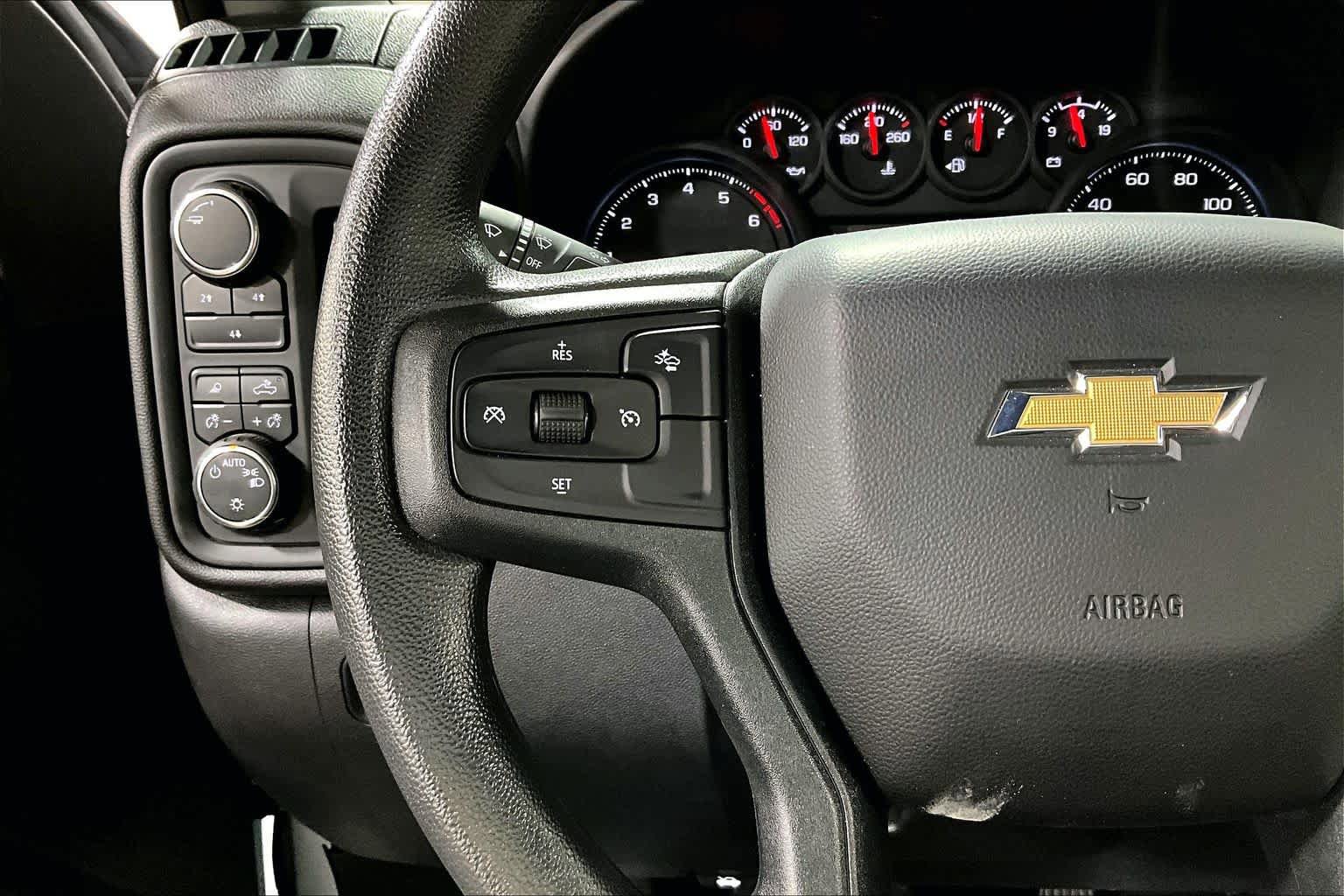 Used 2025 Chevrolet Silverado 2500 Custom w/ Custom Value Package image 24