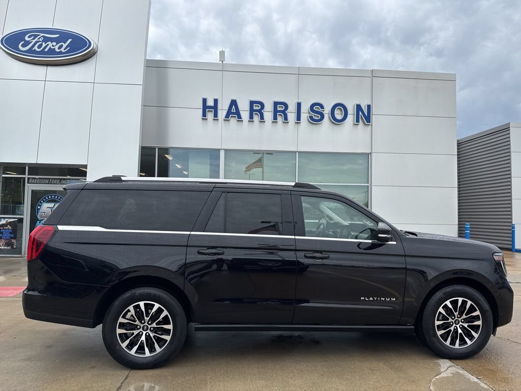 Used 2025 Ford Expedition Max Platinum AWD/4WD image 4
