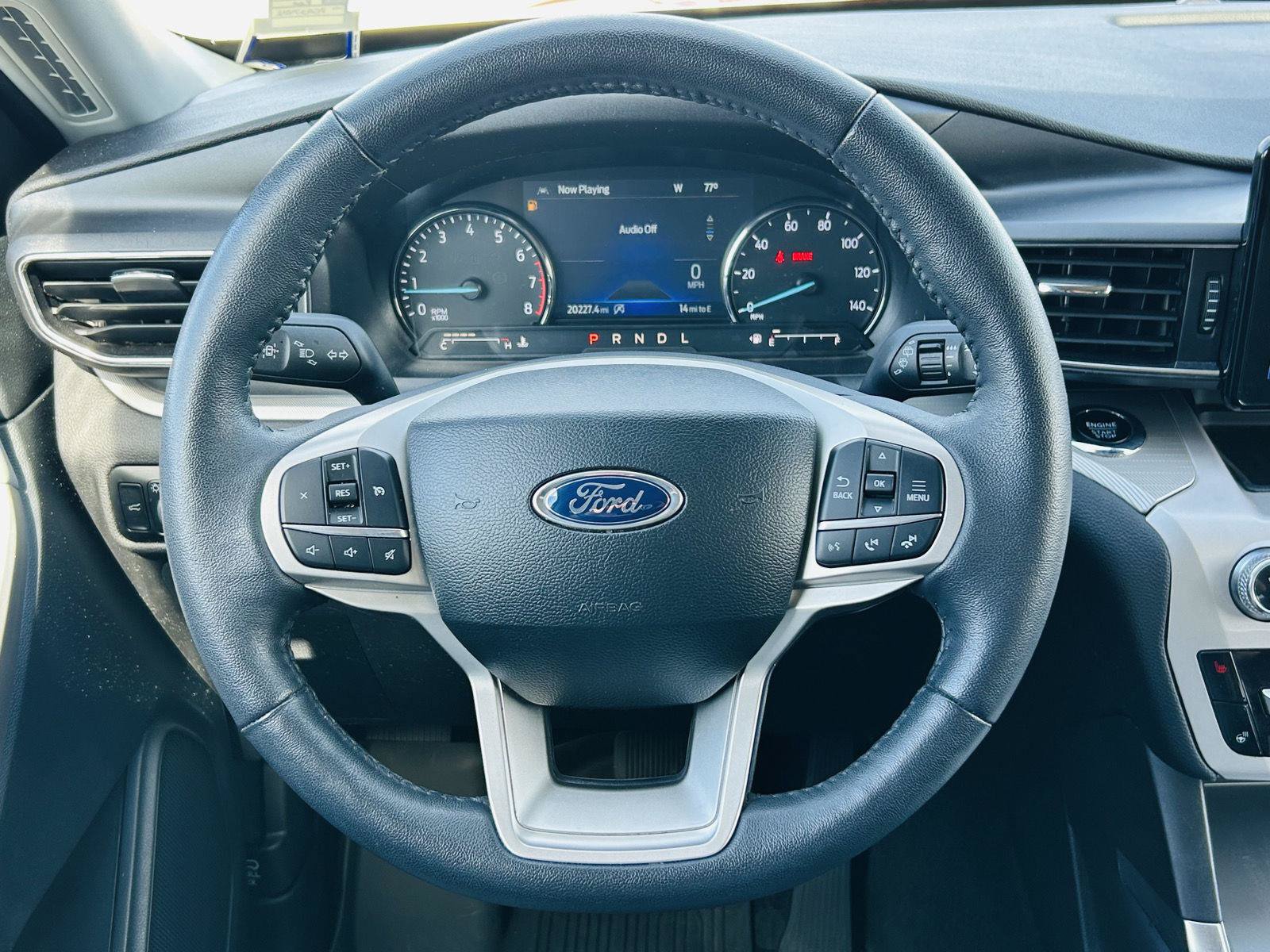Used 2024 Ford Explorer XLT w/ Equipment Group 202A AWD/4WD image 14