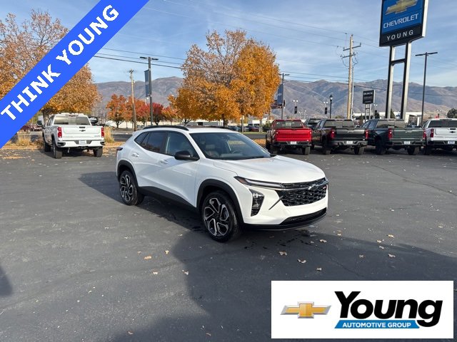 New 2026 Chevrolet Trax RS w/ Sunroof Package