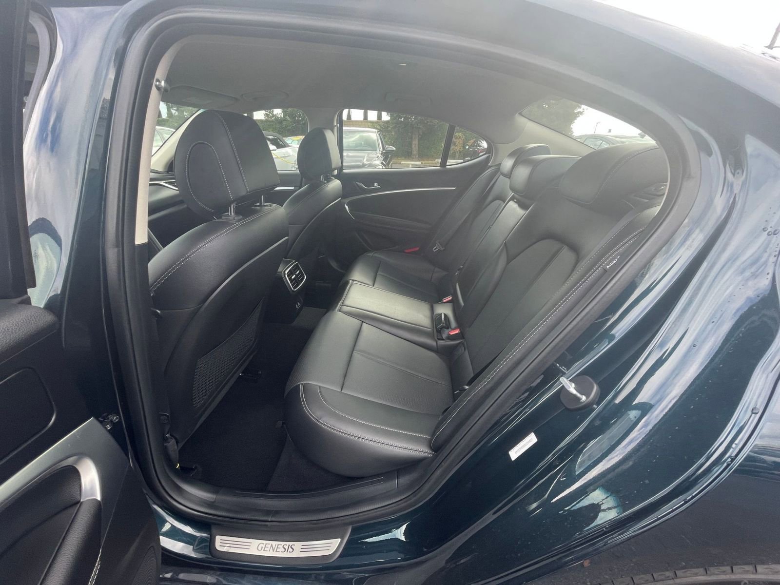 Used 2025 Genesis G70 2.5T image 21