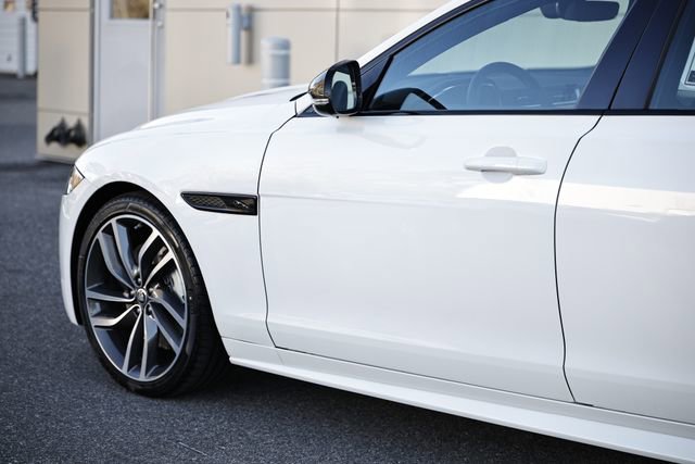 New 2024 Jaguar XF R-Dynamic SE AWD/4WD image 7