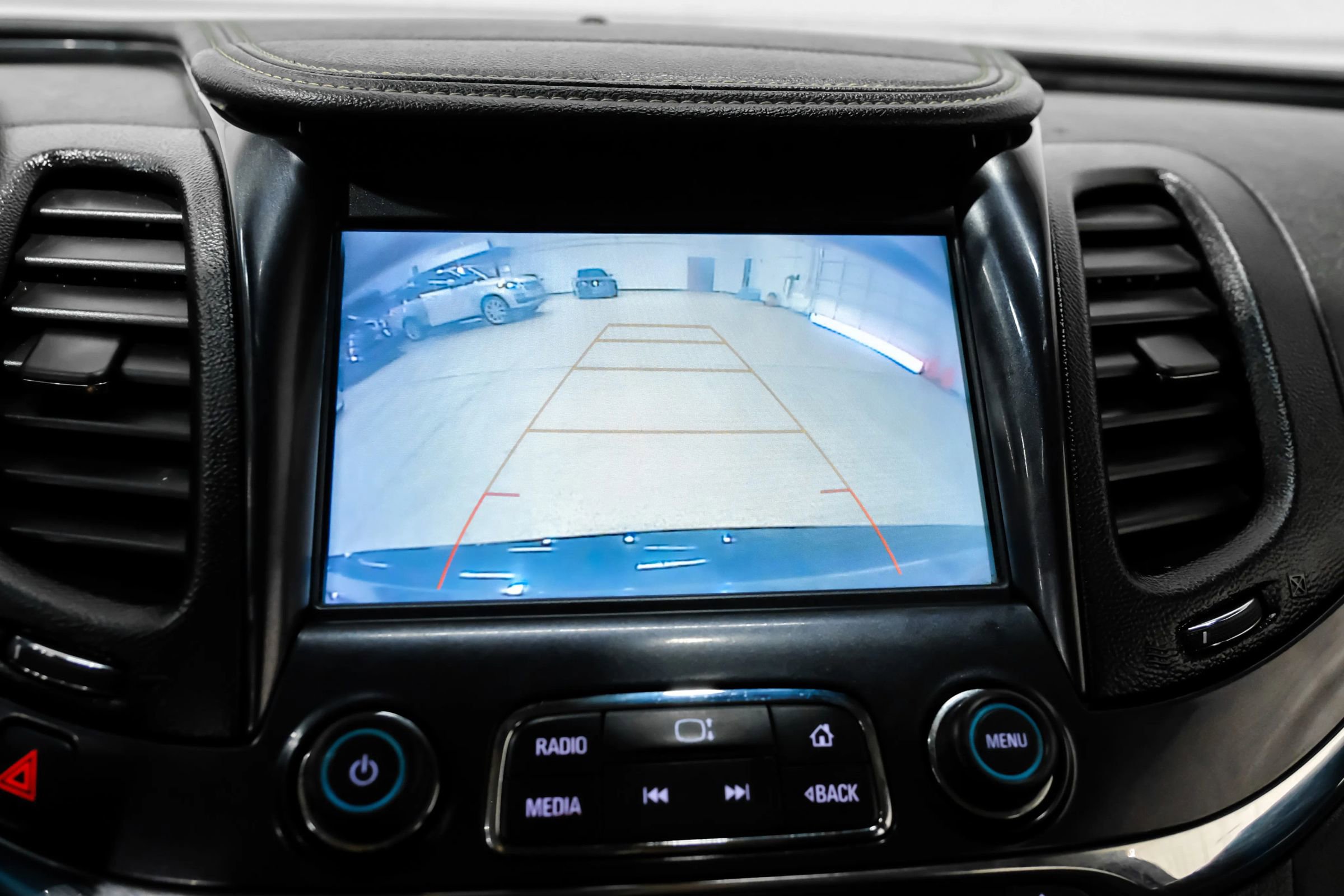 Used 2019 Chevrolet Impala Premier FWD image 22