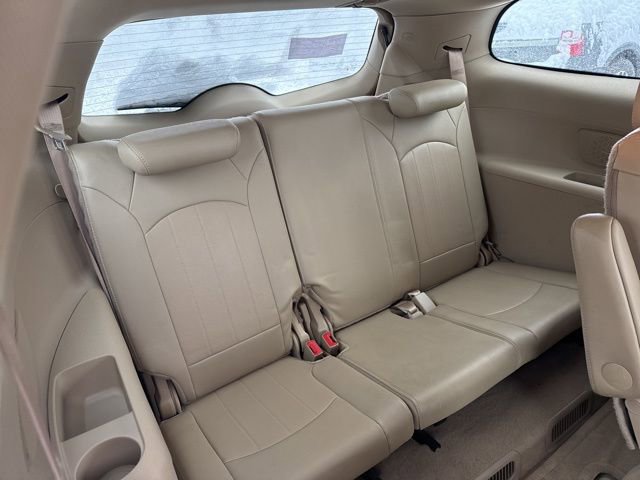 Used 2012 Buick Enclave Premium image 17