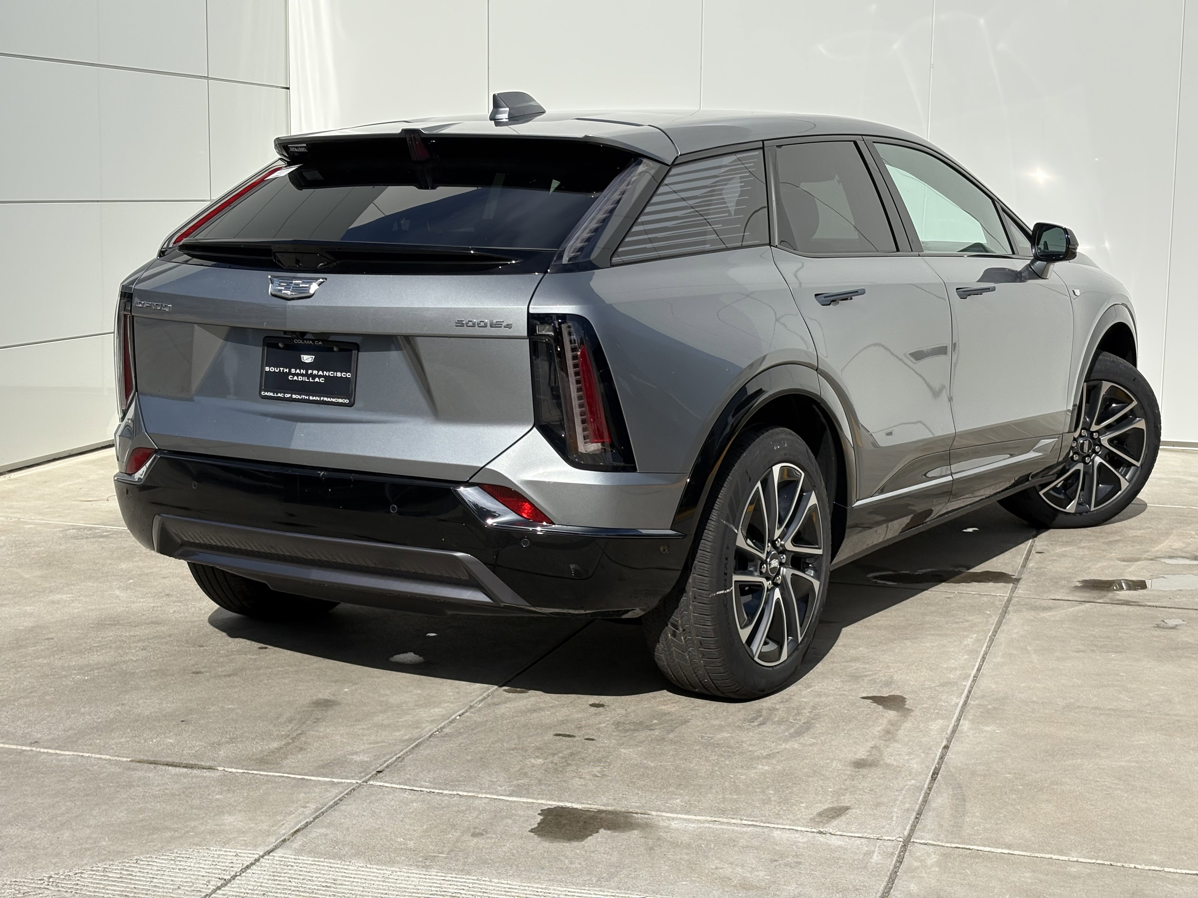 New 2025 Cadillac Optiq Sport 1 image 7