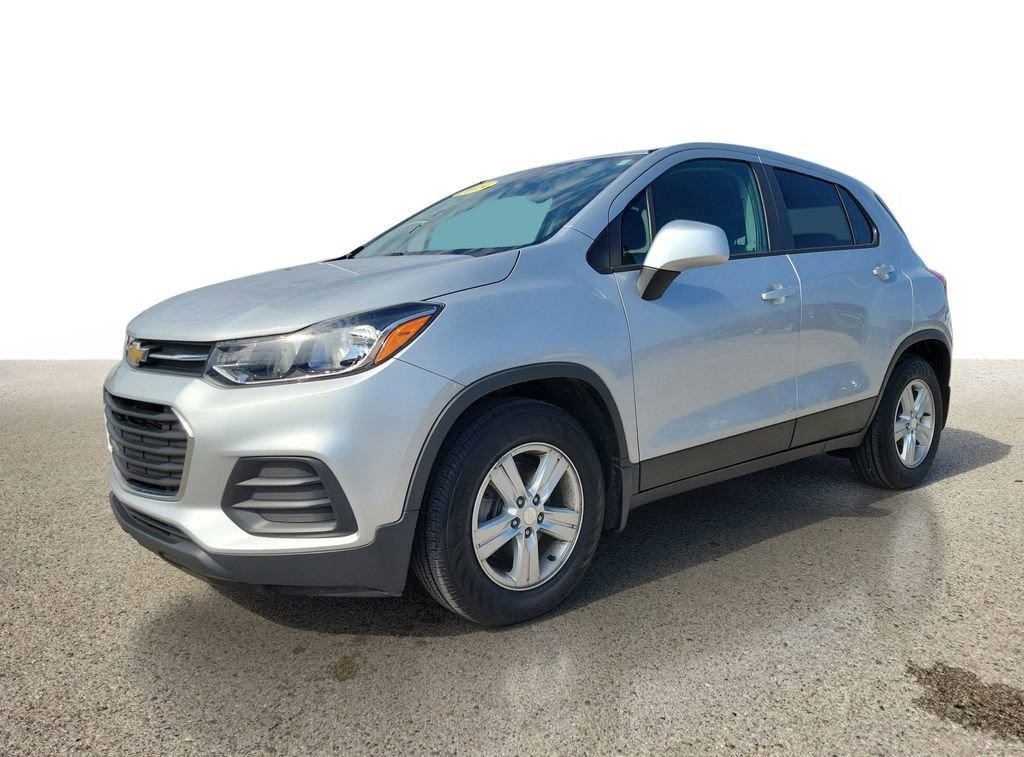 Certified 2019 Chevrolet Trax LS w/ Tint and Cruise Package image 2