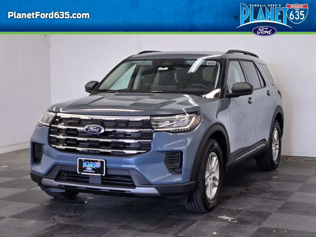 New 2026 Ford Explorer Active RWD image 3
