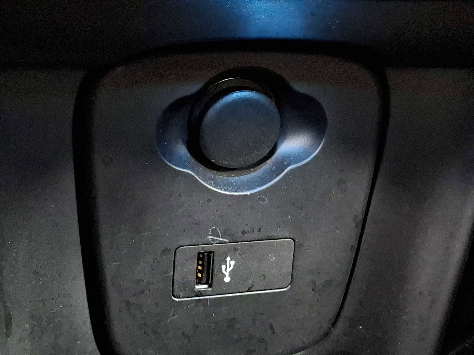 Used 2023 MINI Cooper 4-Door Hardtop w/ Multitone Edition image 20