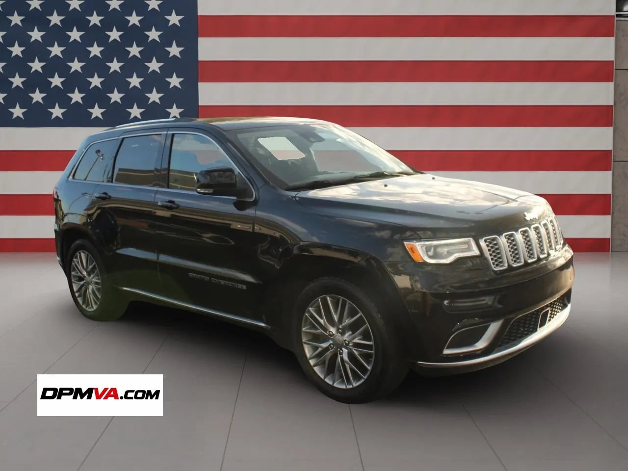 Used 2018 Jeep Grand Cherokee Summit w/ Platinum Series Group AWD/4WD image 10