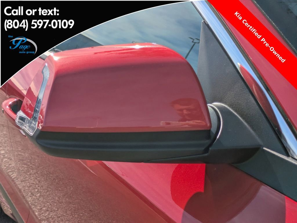 Used 2025 Kia Niro EX image 12