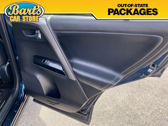 Used 2018 Toyota RAV4 Limited image 9