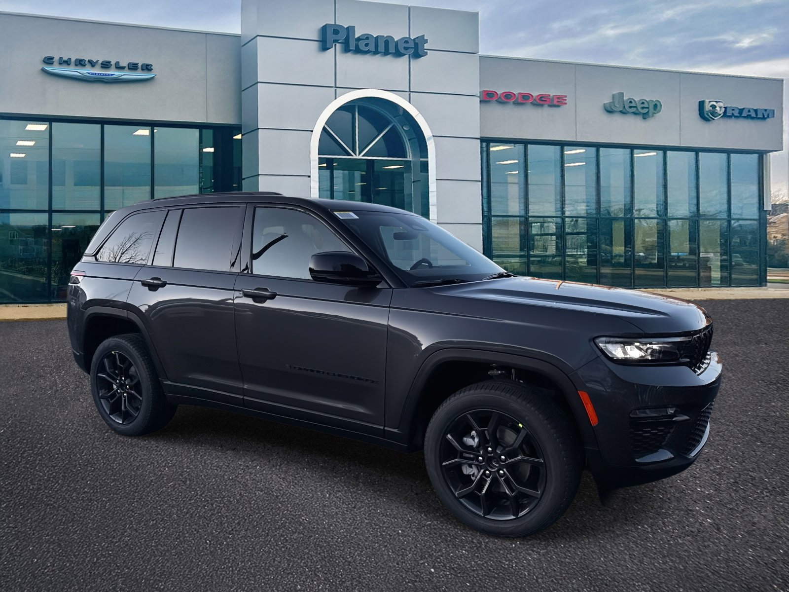 New 2025 Jeep Grand Cherokee Limited image 1