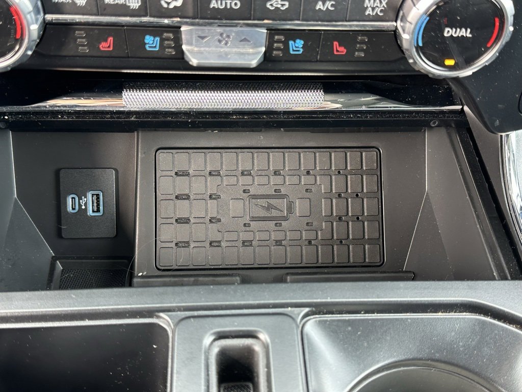 Used 2023 Ford F150 Lariat w/ Max Trailer Tow Package image 33