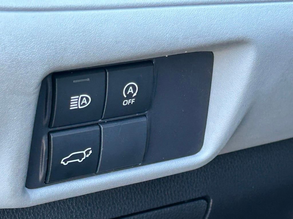 Used 2023 Toyota Highlander XLE FWD image 73