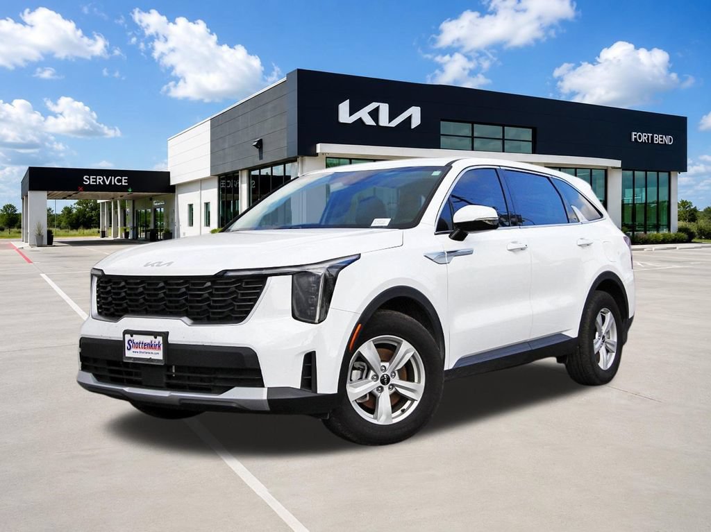 Certified 2026 Kia Sorento LX FWD image 1