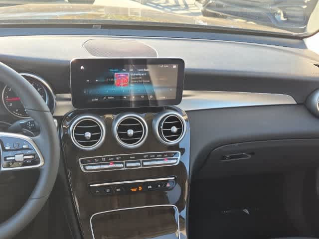 Used 2020 Mercedes-Benz GLC 300 image 25