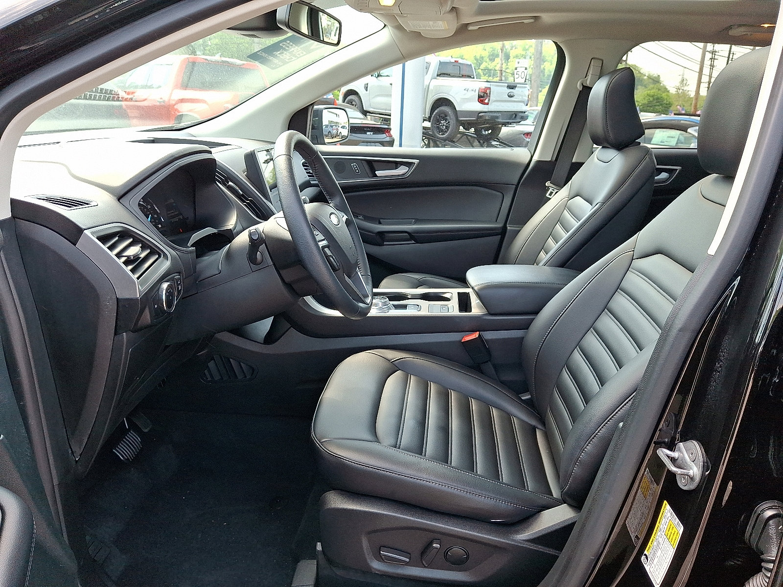 Used 2024 Ford Edge SEL w/ Convenience Package AWD/4WD image 13