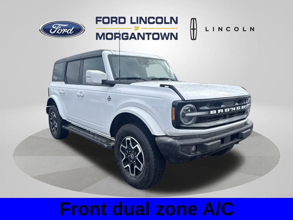 Used 2024 Ford Bronco Outer Banks image 4
