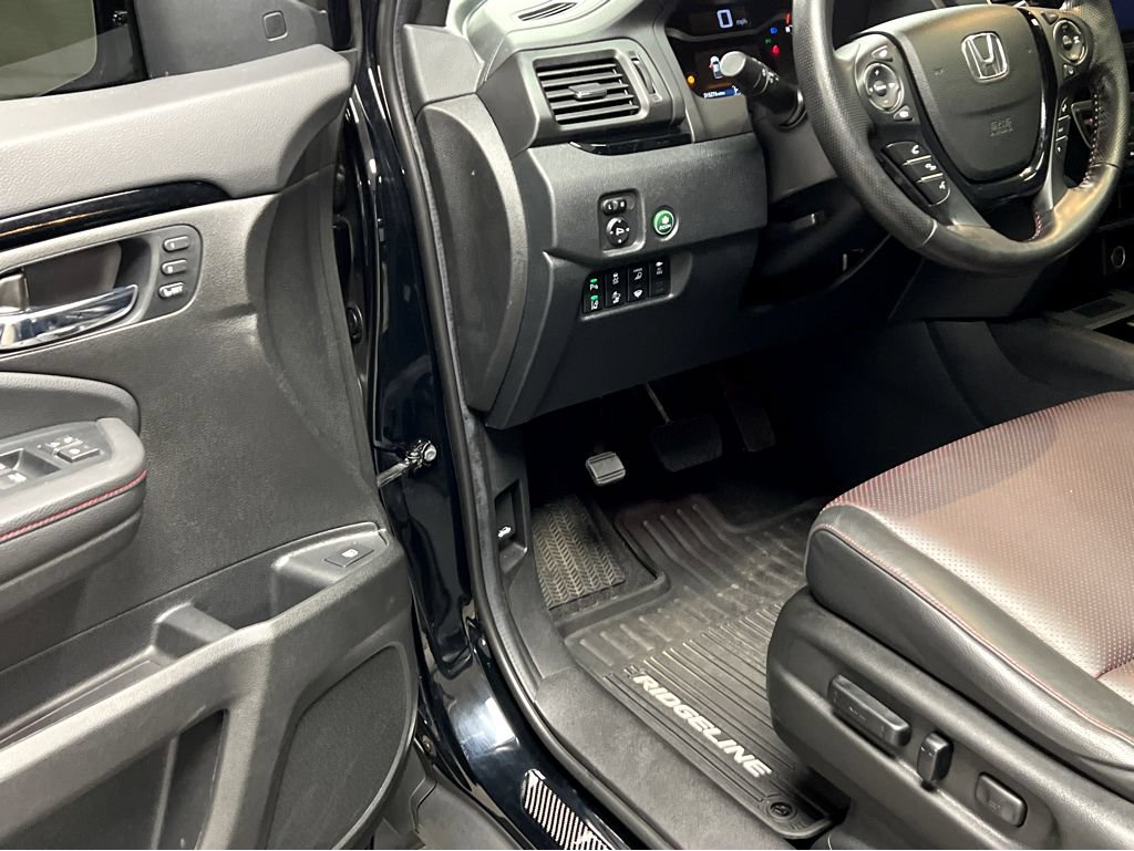 Used 2022 Honda Ridgeline Black Edition image 8