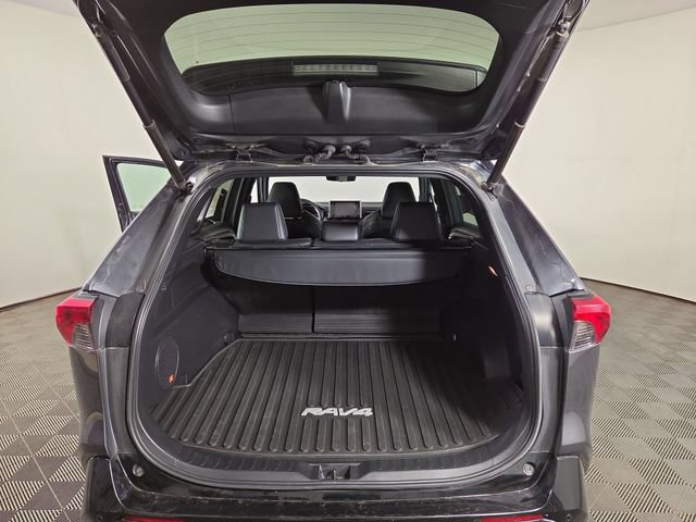 Used 2021 Toyota RAV4 XSE AWD/4WD image 36