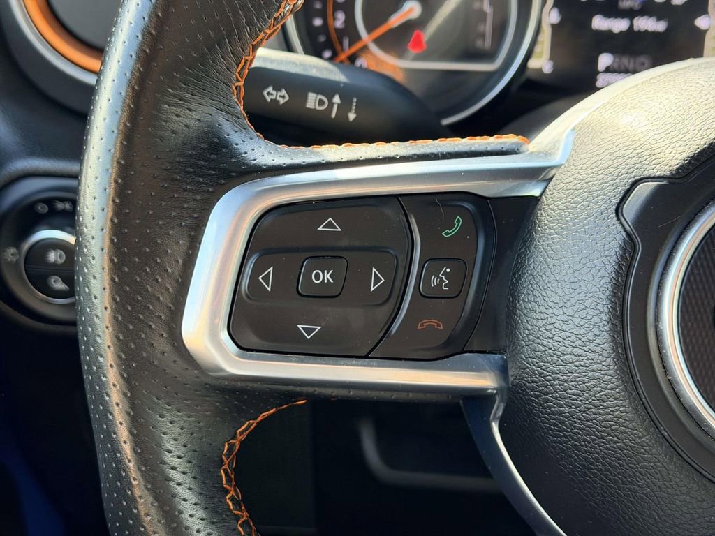 Used 2023 Jeep Gladiator Mojave image 10