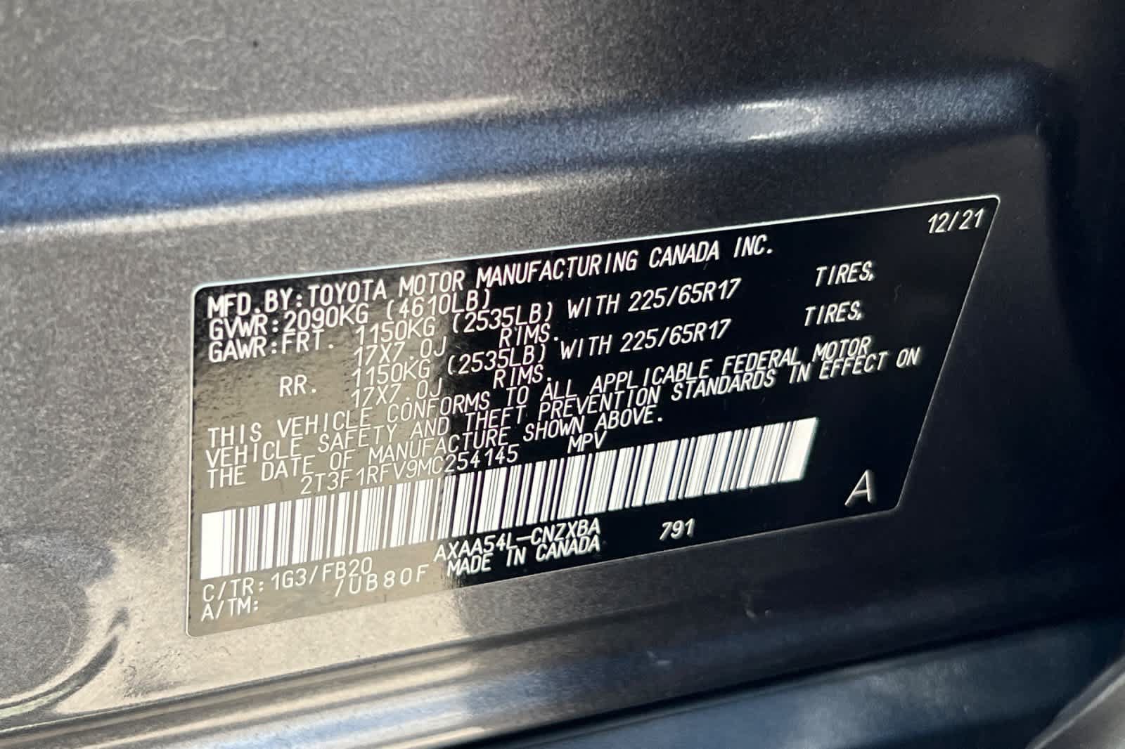 Used 2021 Toyota RAV4 LE AWD/4WD image 32