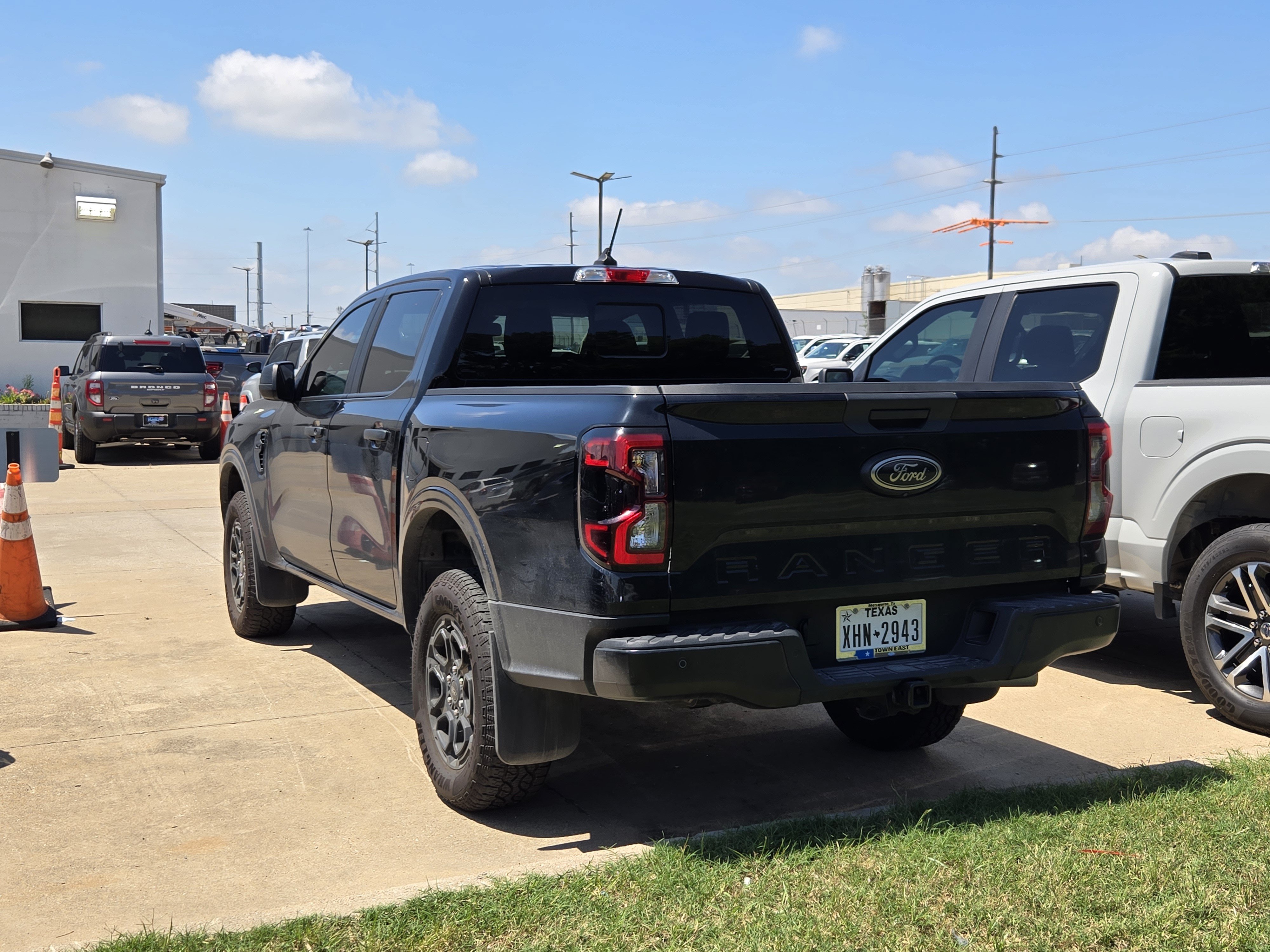 Used 2025 Ford Ranger XLT w/ Equipment Group 301A High RWD image 4
