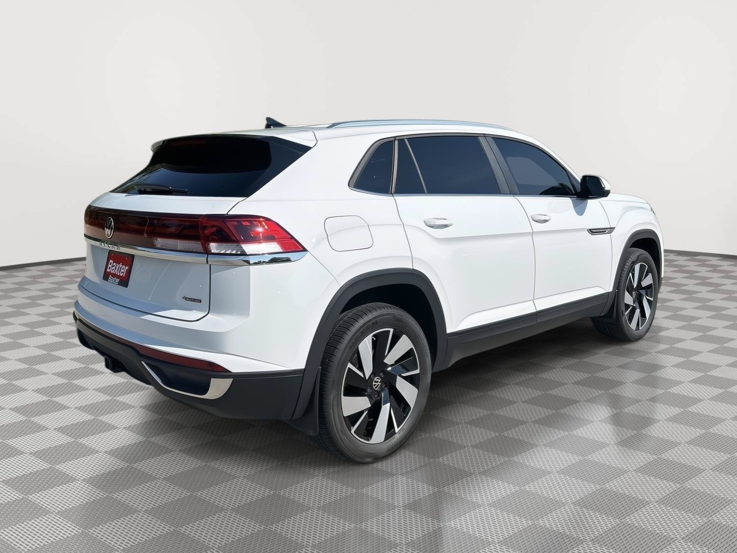 Certified 2025 Volkswagen Atlas Cross Sport SE AWD/4WD image 13
