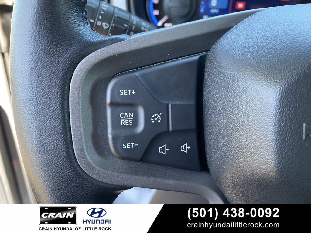 Used 2024 Ford Bronco Badlands image 16