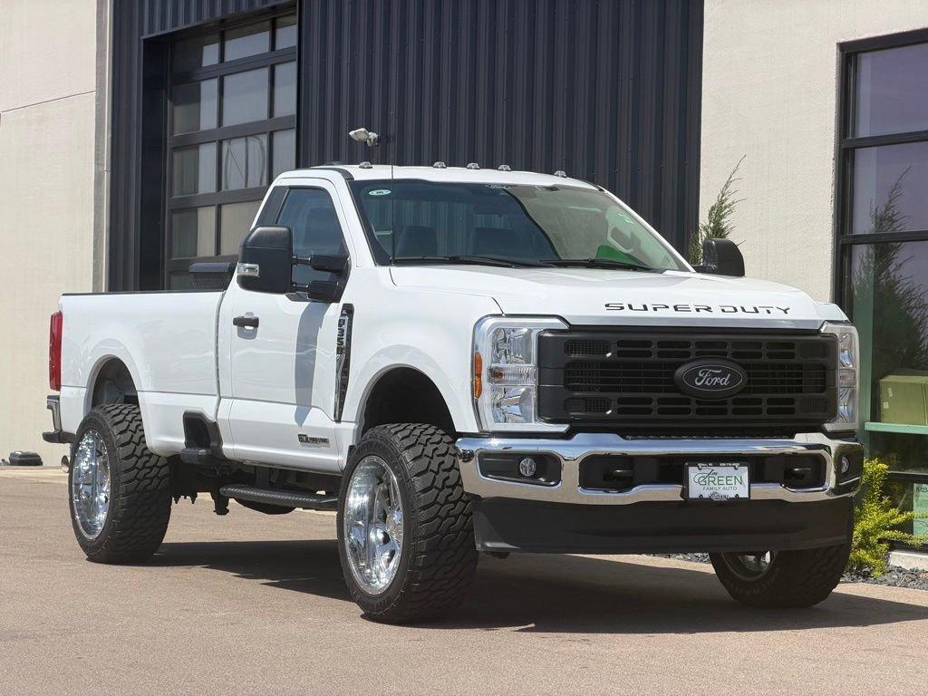 Used 2024 Ford F350 XL AWD/4WD image 4