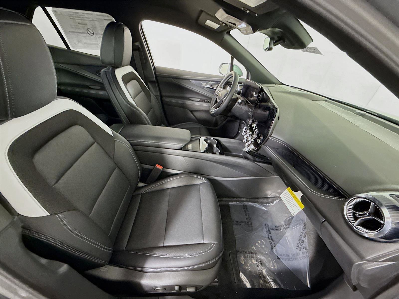 New 2026 Chevrolet Blazer EV LT image 21