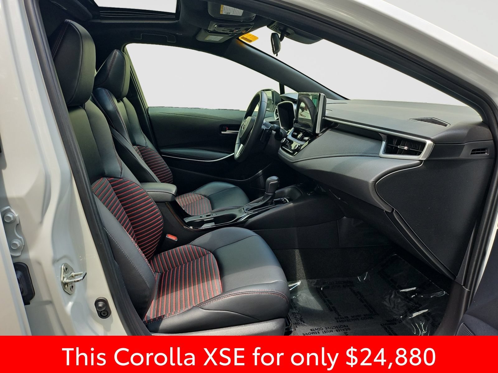 Used 2023 Toyota Corolla XSE FWD image 17