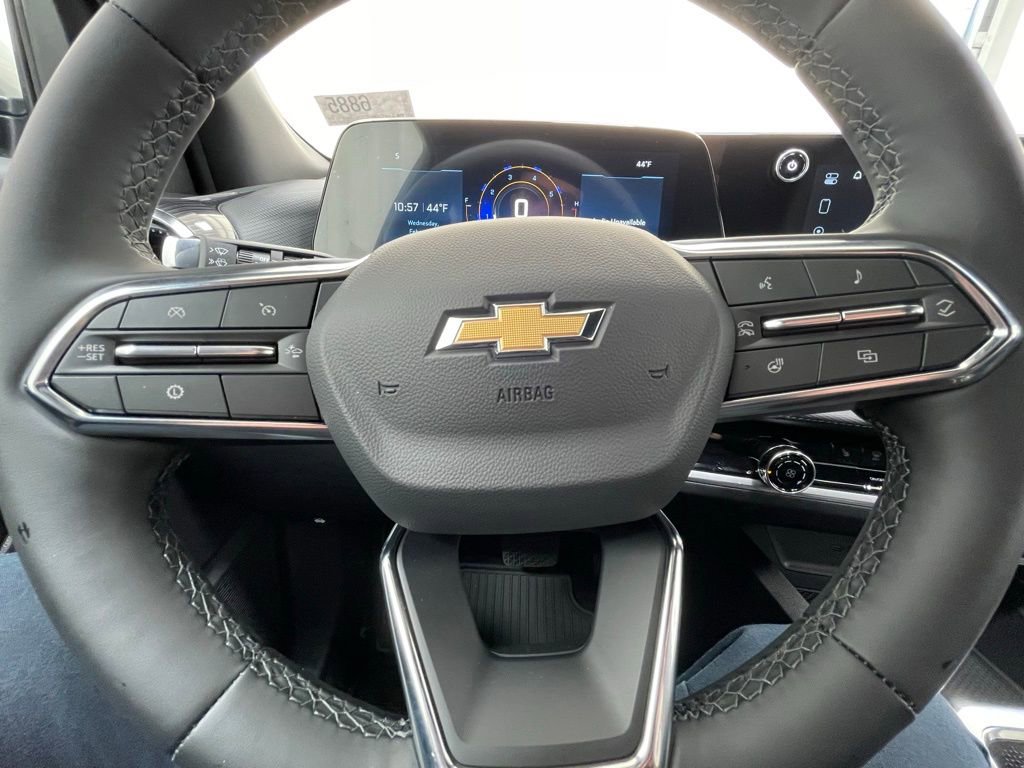 New 2026 Chevrolet Equinox LT FWD image 22