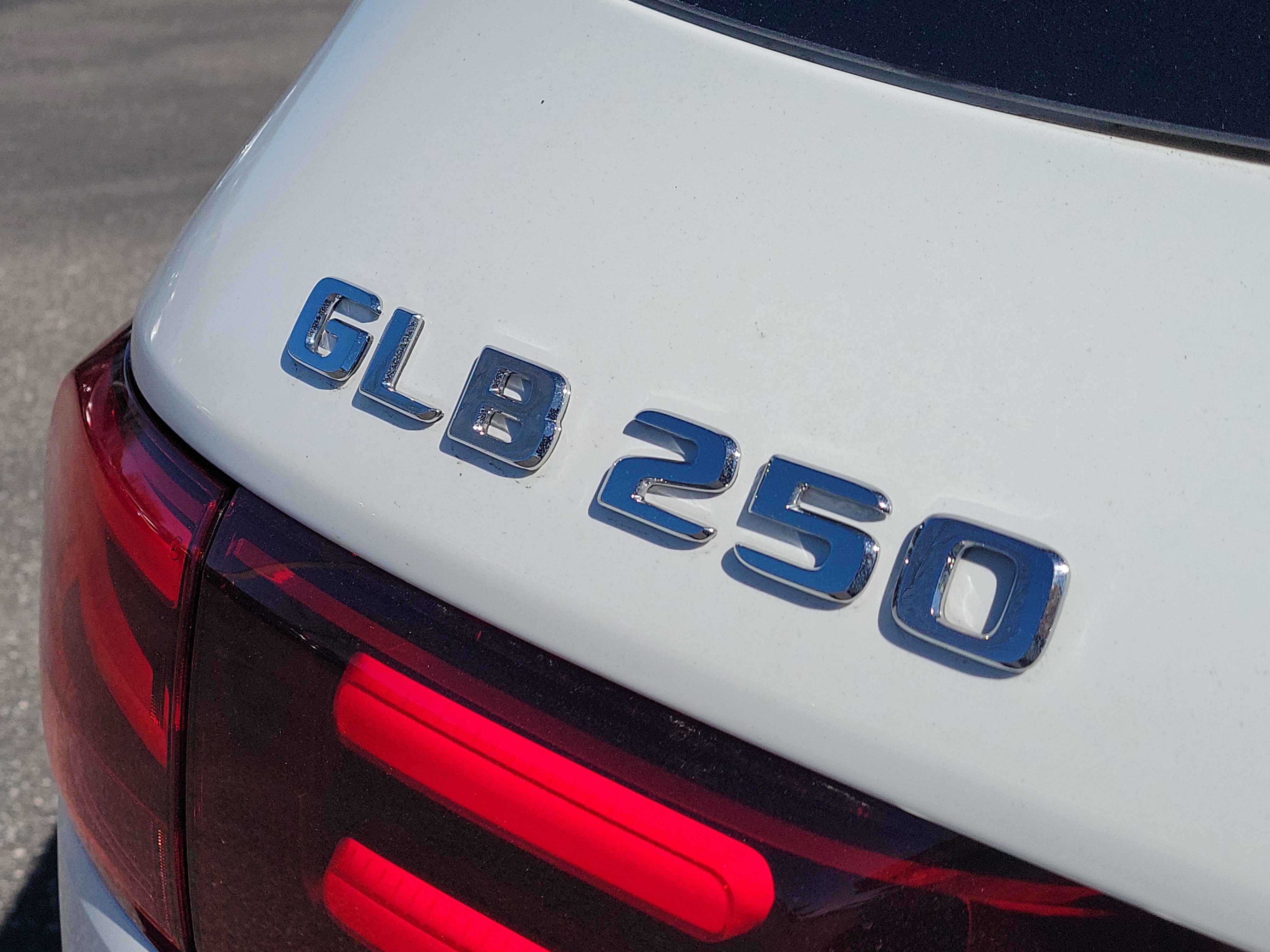 Certified 2026 Mercedes-Benz GLB 250 GLB 250 image 6