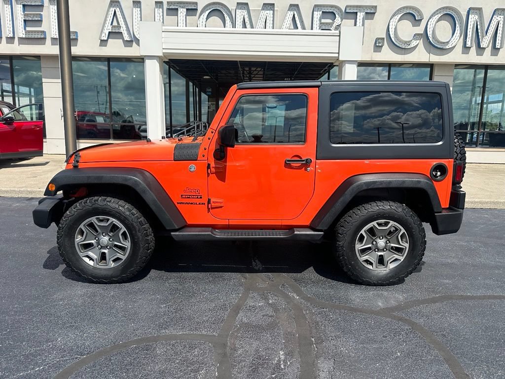 Used 2015 Jeep Wrangler Sport w/ Quick Order Package 24S AWD/4WD image 4