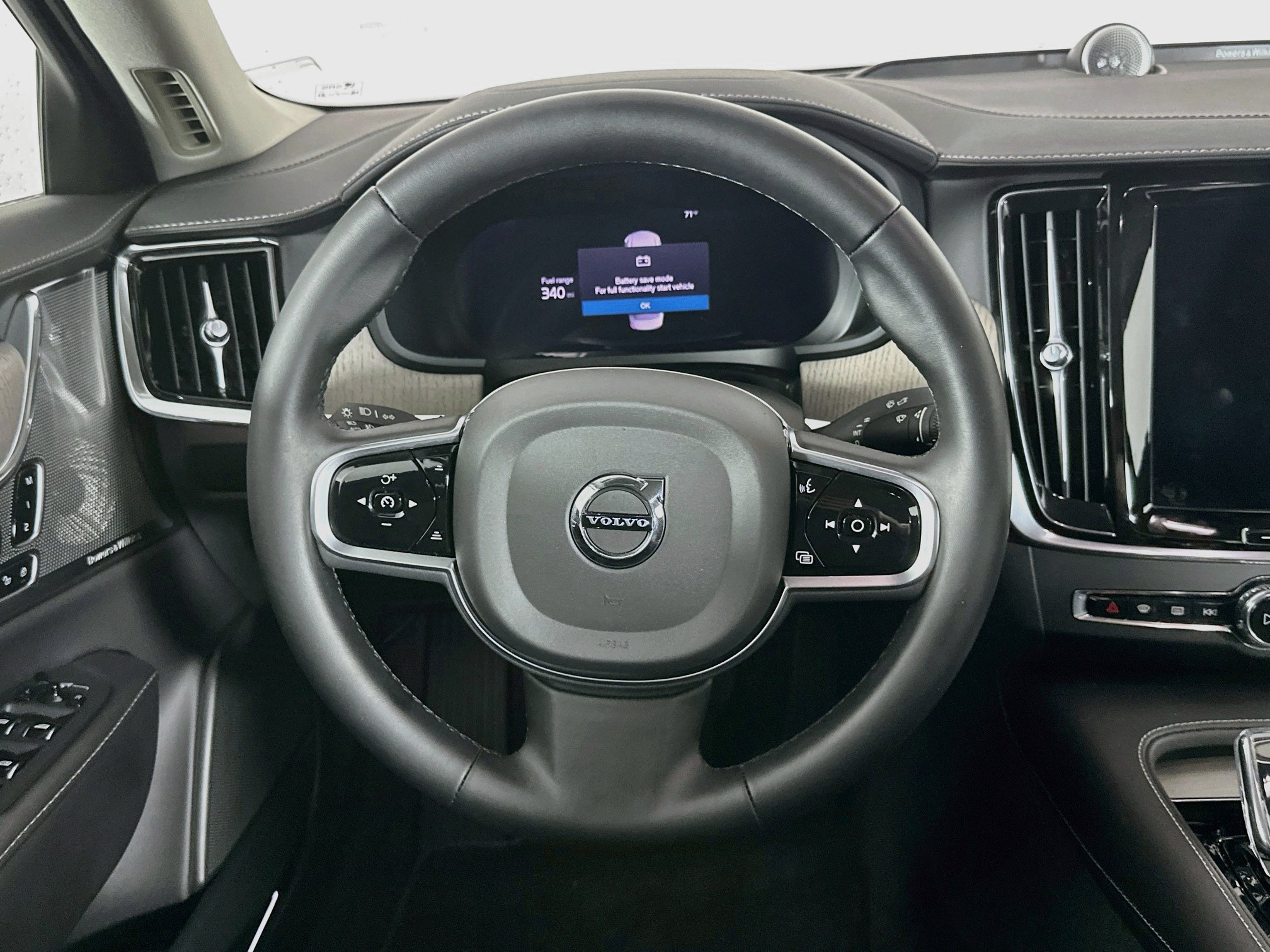 Used 2025 Volvo S90 B6 Ultra w/ Lounge Package AWD/4WD image 18
