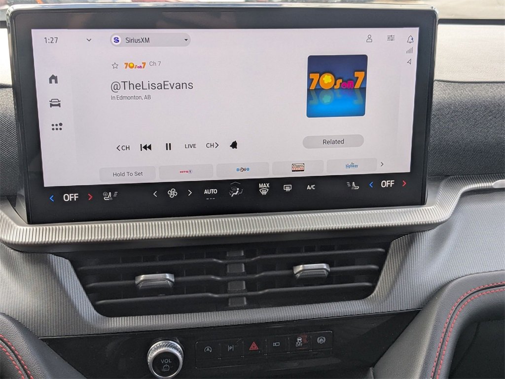 Used 2025 Ford Explorer ST-Line w/ ST-Line Street Pack image 13