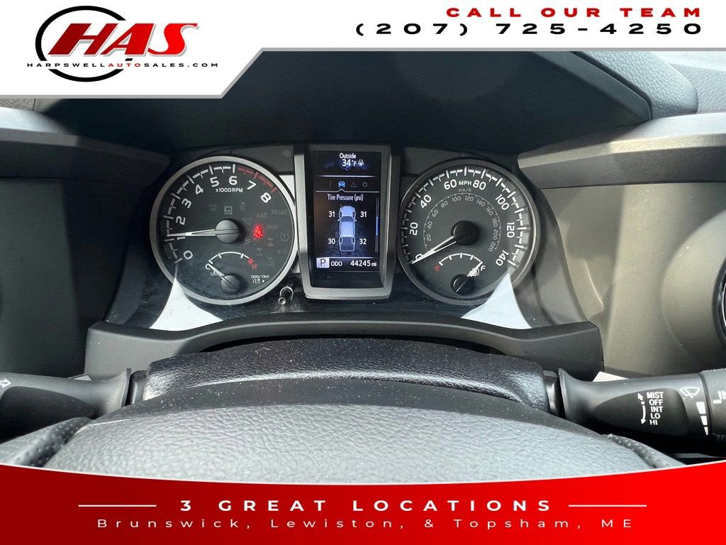 Used 2022 Toyota Tacoma TRD Off-Road image 16